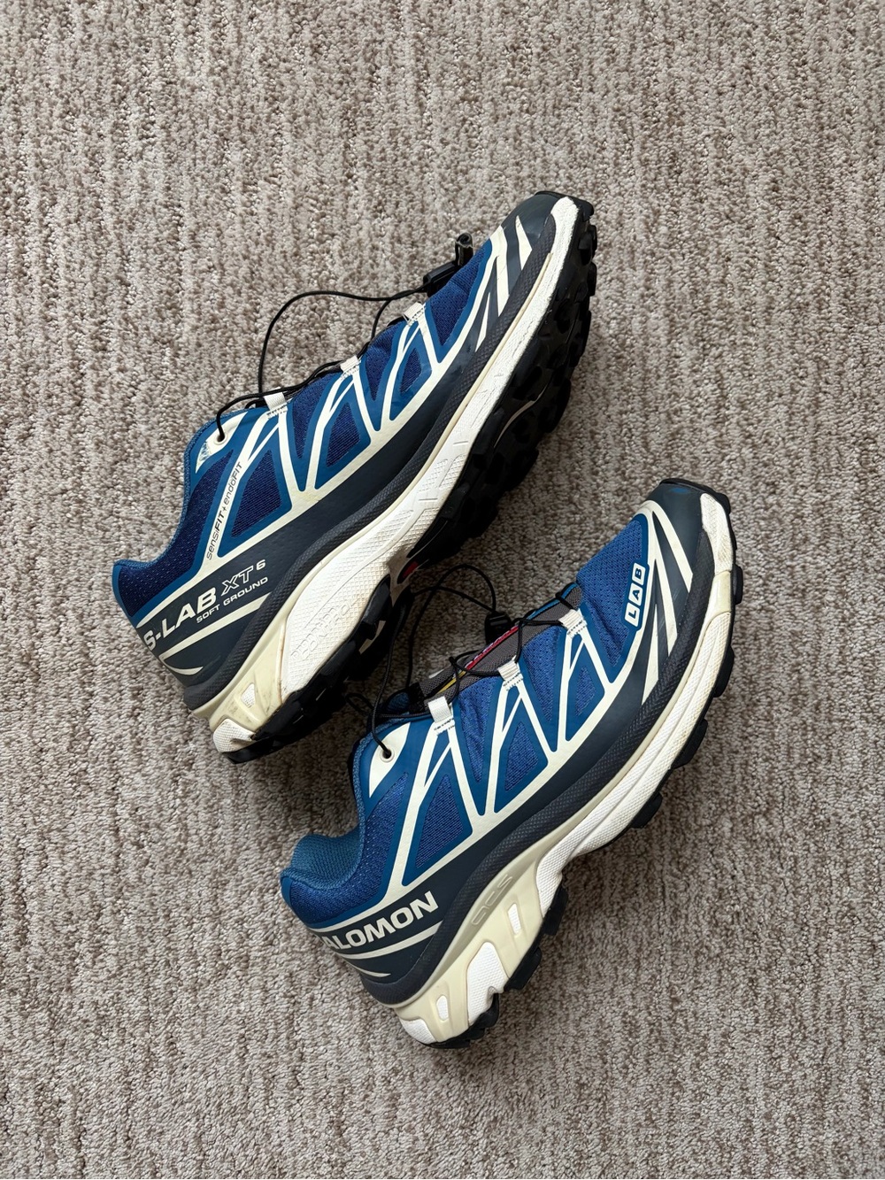 Salomon XT-6 in Blue/Almond Milk | Men’s US 9.5 / Women’s US 8.5